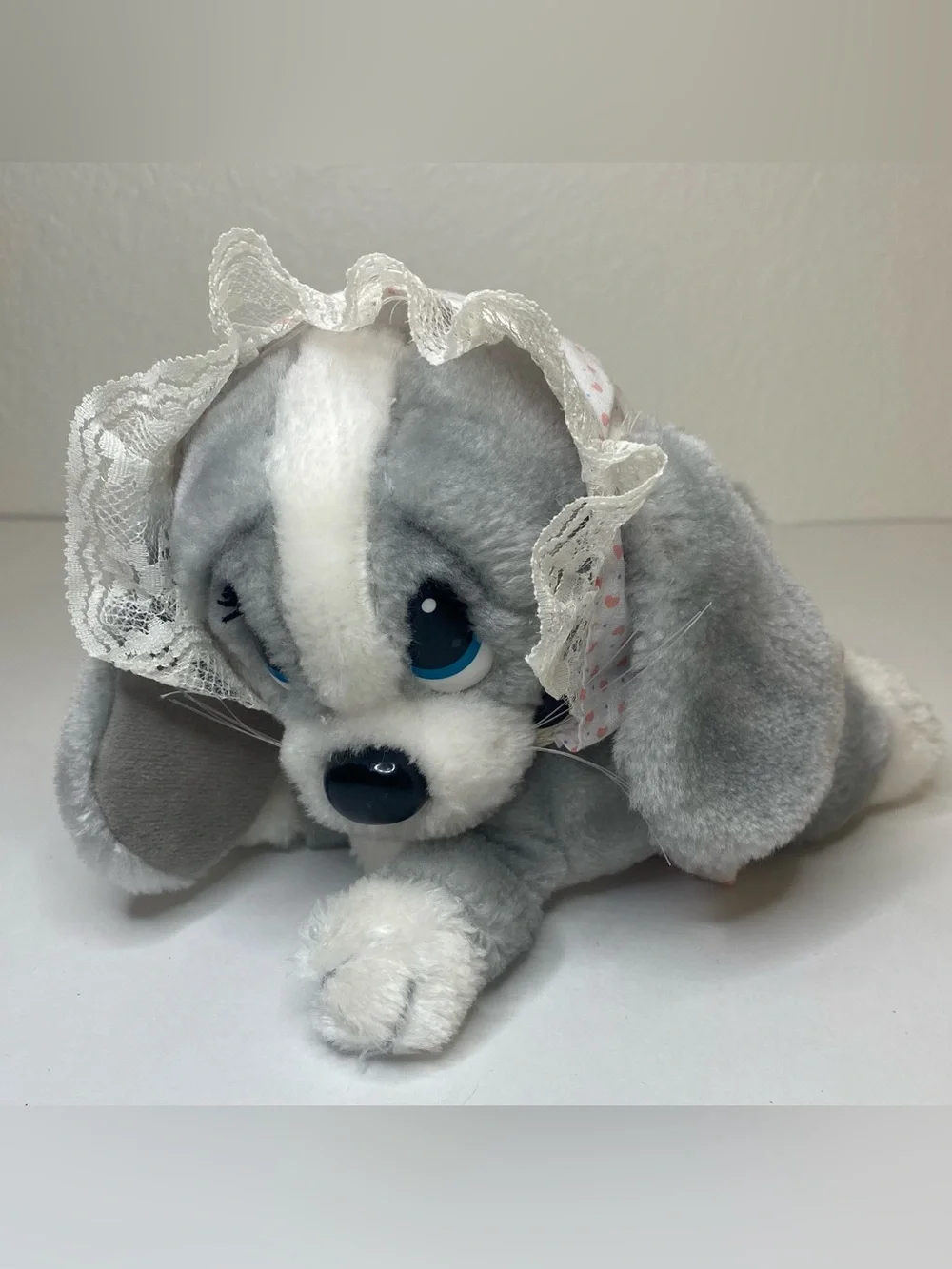 Applause Sad Sam Honey Plush With Heart Bonnet 8” Stuffed Animal Puppy Dog
